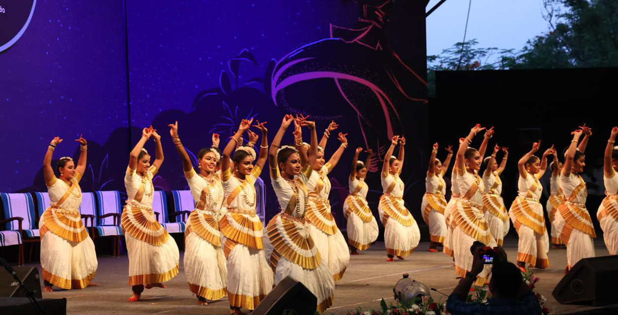 Nishagandhi festival